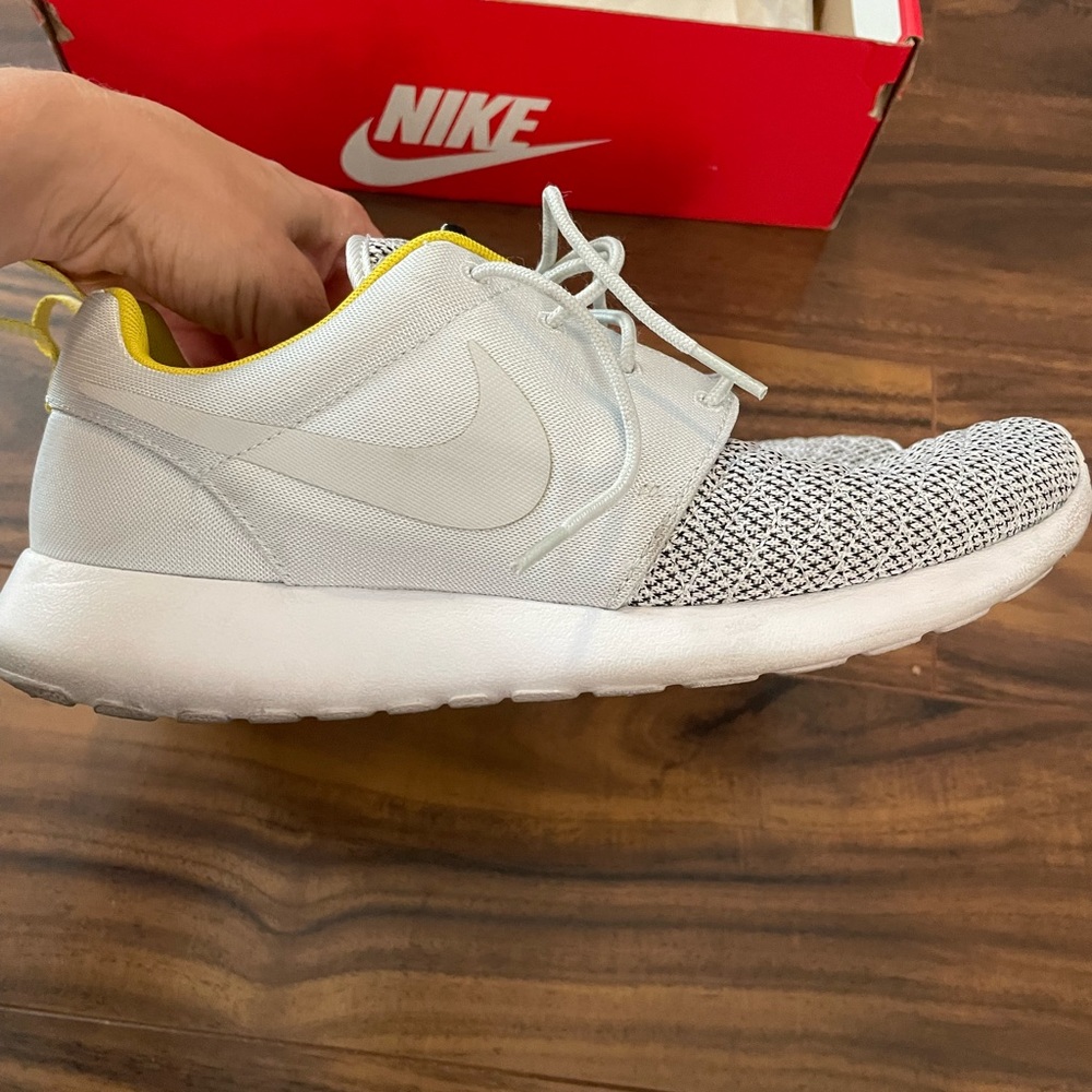 Nike Rosherun premium Mens Shoes